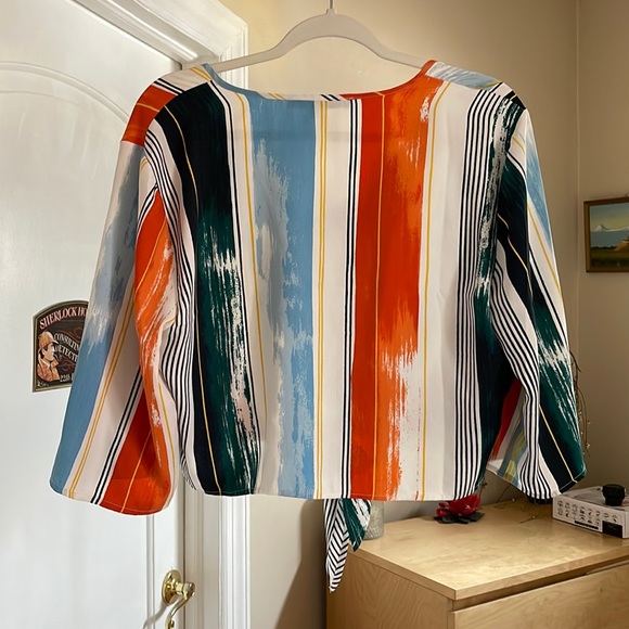 NWT BCBG top - Picture 3 of 6